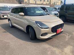 車体色　キャラバンアイボリーパールメタリック