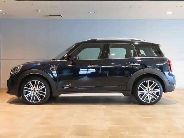 MINIオーナーのために設計されたオリジナルのMINI自動車保険がございます。車のことは全ておまかせください。