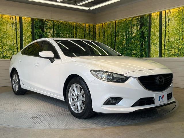 大好評のボディコーティング「弾スプラッシュコート」もご納車までに施工可能。通常のガラスコートと異なる、耐久年数6年の無機質ガラスコーティングが、ボディをキレイな状態に保ってくれます。
