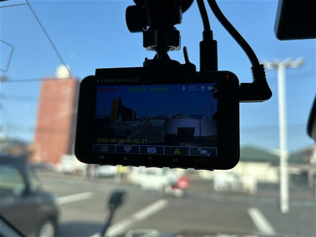 掲載箇所以外にご希望の写真がございましたら、お気軽にお問い合わせ下さい！メールや郵送でお送りさせていただきます。