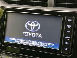 【純正ナビ】人気の純正ナビを装備。オーディオ機能も充実しており、Bluetooth接続すればお持ちのスマホやMP3プレイヤーの音楽を再生可能！毎日の運転がさらに楽しくなります！！