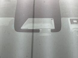【トヨタセーフティセンス】走行中に前方の車両等を認識し、衝突しそうな時は警報とブレーキで衝突回避と被害軽減をアシスト。より安全にドライブをお楽しみいただけます。