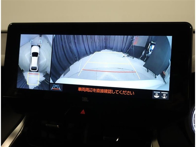 【バックモニター】☆バックモニターも搭載しております♪誰もが不安な車庫入れや、死角部分もモニターで確認できますので安全面でも安心ですね♪