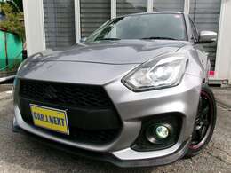 LEDヘッドライトにLEDフォグライトを搭載で夜間のドライブもかなり明るく、且つファッショナブルにキマります！目立つ傷や凹みなどのダメージも無く、非常に綺麗なコンディションのスイフトスポーツです！