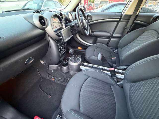 掲載後わずか1日で売れてしまう車も多いです！売約済みだとご迷惑をお掛けしてしまう為、ご来店の際は事前に　問い合わせ専用ダイヤル090-3930-6066　　へご連絡を♪