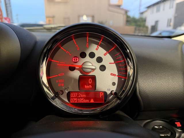 納車前の整備もしっかりさせて頂きます。もちろんアフターサービスもお任せ下さい！オプション品や中古パーツなどご要望ございましたらお気軽にお問い合わせ下さい！リーズナブルな価格でご対応させていただきます