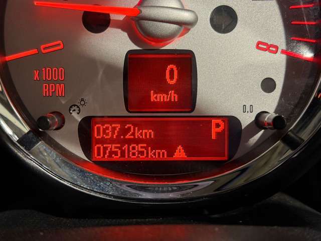 納車前の整備もしっかりさせて頂きます。もちろんアフターサービスもお任せ下さい！オプション品や中古パーツなどご要望ございましたらお気軽にお問い合わせ下さい！リーズナブルな価格でご対応させていただきます