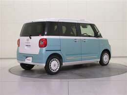 全国トヨタディーラーの中でも数少ない、トヨタ認定検査員が1台ずつ内外装をチェック。