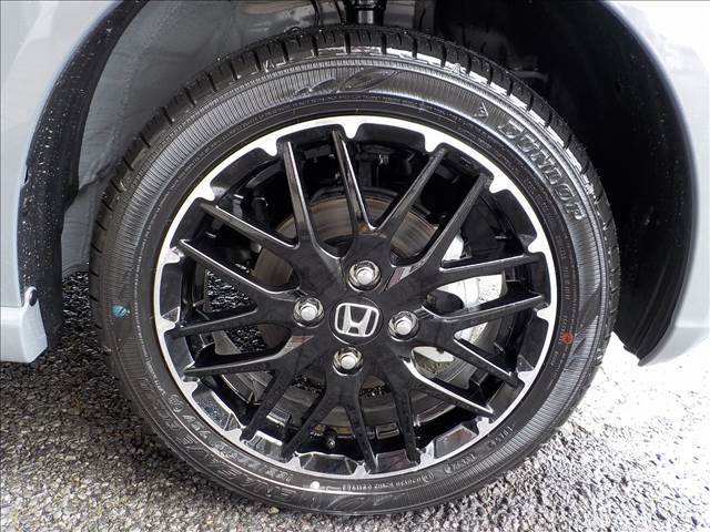 4WD☆ターボ☆2トーンカラー☆純正9型ナビ☆バックカメラ☆ホンダセンシング☆両側パワスラ☆ビルトインETC☆オートハイビーム☆LEDヘッドライト☆LEDフォグ☆ハーフレザーシート☆前席シートヒーター