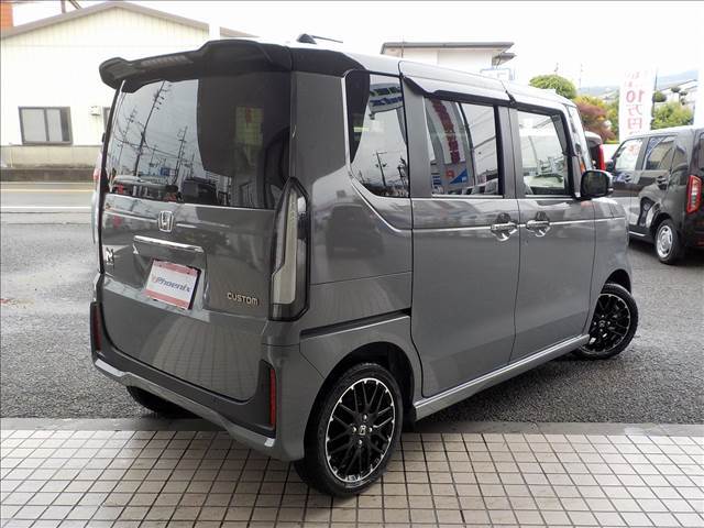 4WD☆ターボ☆2トーンカラー☆純正9型ナビ☆バックカメラ☆ホンダセンシング☆両側パワスラ☆ビルトインETC☆オートハイビーム☆LEDヘッドライト☆LEDフォグ☆ハーフレザーシート☆前席シートヒーター