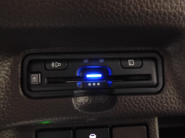 ◆ETC車載器　装備車◆今や必需品のETC！有料道路を利用する際にスムースに通過でき、わずらわしい料金支払いから開放されます！