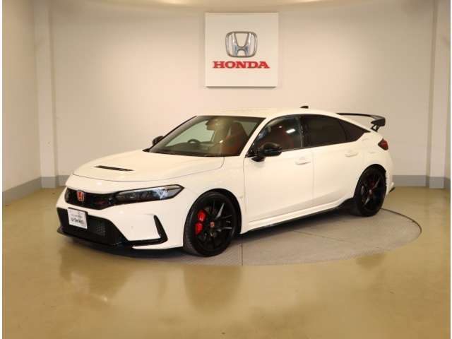 弊社はホンダの認定中古車ディーラーとして、お客様に安全・安心・快適なカーライフを提供することをお約束します。