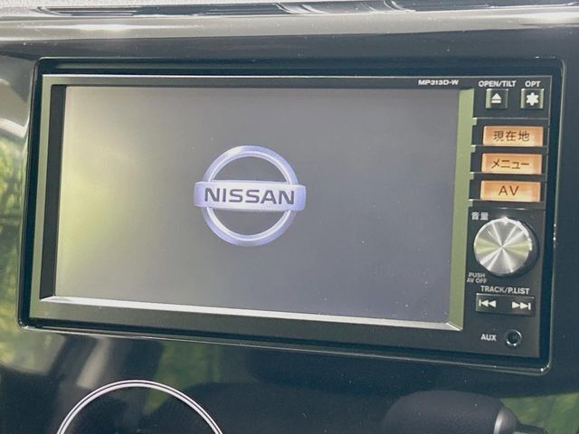 【純正ナビ】人気の純正ナビを装備。オーディオ機能も充実しており、Bluetooth接続すればお持ちのスマホやMP3プレイヤーの音楽を再生可能！毎日の運転がさらに楽しくなります！！