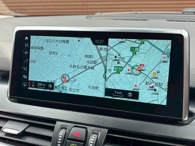 純正マルチナビゲーション搭載。DVDの再生、フルセグTV、Bluetoothお楽しみいただけます。