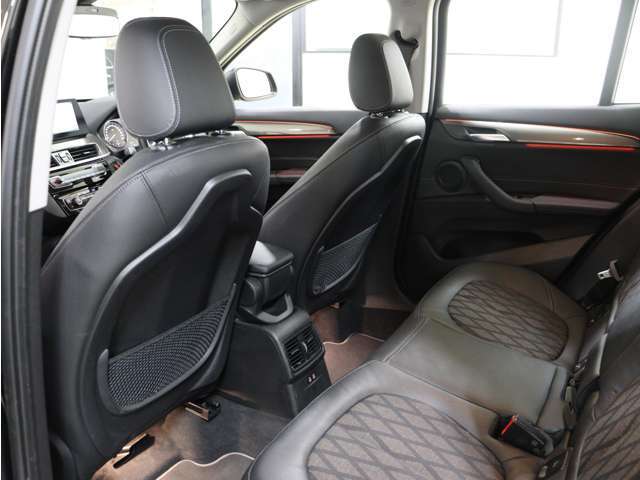 2003年創業、累計販売台数10，000台を突破！今後もより多くのお客様にBMWの駆け抜ける喜びをお届けできるよう努めてまいります。
