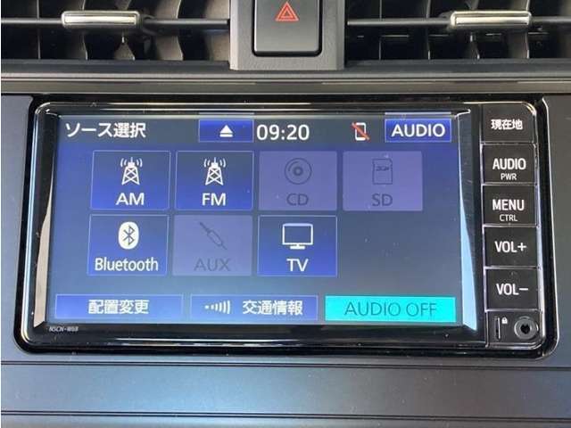 Bluetooth対応、CD再生機能付き。お好きな音楽を聴きながらのドライブは楽しいですよね～♪