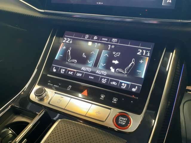 シートヒーター＆クーラー、エアコンも細かく調整できます♪