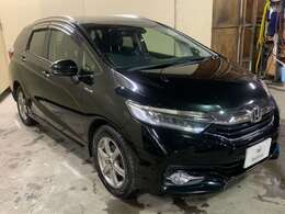 ガラス系コーティング実施！！ぜひ現車確認いただきこの輝きをご体感ください♪