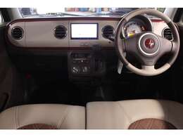 社外ナビ　ワンセグTV　USB　Bカメラ　ショコラ専用シート　HID　オートライト　スマートキー　ドアバイザー