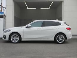 1年間または2年間・走行距離無制限の全国BMWディーラーで受けていただける保証が付帯しています！2年間保証の車両については、別途有償にて保証を最大2年間延ばせる『延長保証プログラム』もご利用可能です。