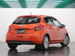 純正ナビ　オートライト　オートエアコン　フルセグ　純正AW　クルコン　Bluetooth　ETC　Bカメラ　マニュアルモード　Bソナー　USB入力　ECOモード　アクティブシティブレーキ