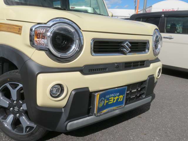 ★LEDヘッドライト＆オートハイビーム★パワフルな光量で夜間走行の視界を確保！耐久性も高く省電力にも貢献★更に先行車や対向車のライトを認識し、ハイビームとロービームを自動で切替えるハイビームアシスト