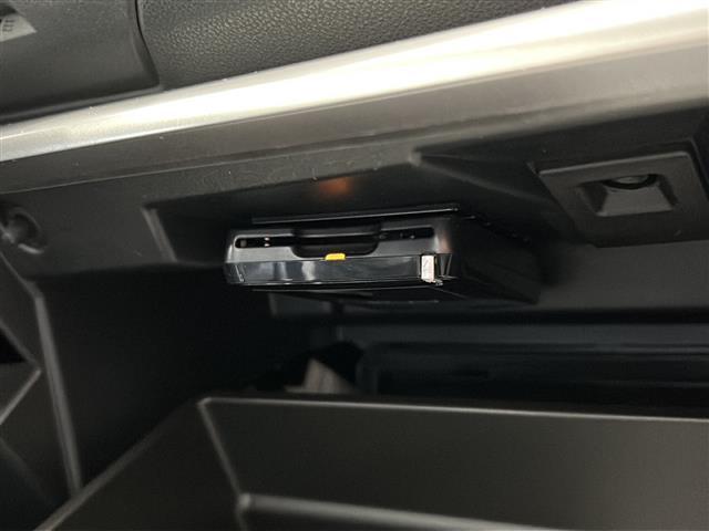 店舗にて現車の確認もいただけますので、お電話で在庫のご確認の上、是非ガリバー黒部店までご来店くださいませ！！！