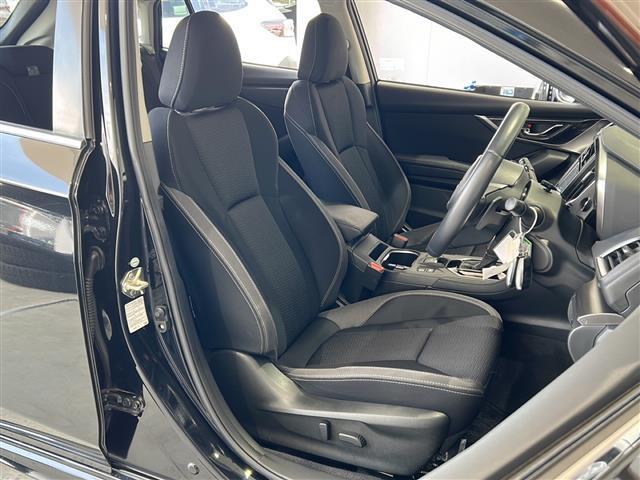 店舗にて現車の確認もいただけますので、お電話で在庫のご確認の上、是非ガリバー黒部店までご来店くださいませ！！！
