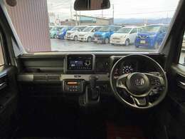 純正ナビ、社外ナビなども取り付け可能です！純正ディスプレイオーディオにスマホの画面共有、DVD再生機能後付けなどなど、気になる方はお気軽にお尋ねください！！