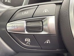 ●レーダークルーズコントロール：前の車との車間距離を一定にとりつつ、一定速度で自動走行してくれる次世代のクルーズコントロール！主に高速道路や自動車専用道路で使用する便利な機能です！