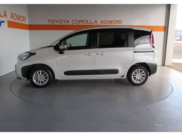 ご覧頂いております車の車両状態は、画面下の車両情報で詳細が確認できます。また、ご希望の車が既に売約済みなどの場合がございますので、ご来店前にお電話での確認お願いいたします。