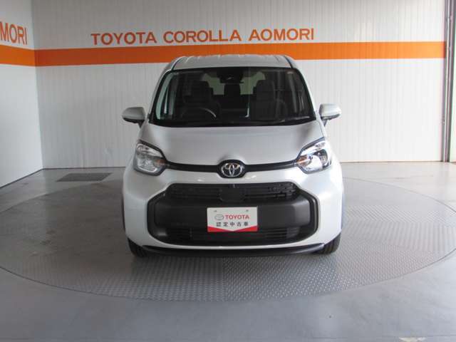 本体価格は、車検または12ケ月点検整備費用と安心のロングラン保証1年を含む車両引渡し価格です。（登録等の諸費用は別途必要となります）