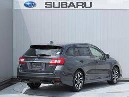 安全性能に強いこだわりを持つスバル車は、スポーティな外観デザインながらピラー(柱)形状やドアミラーの位置を工夫し、全方位での死角を低減しています。