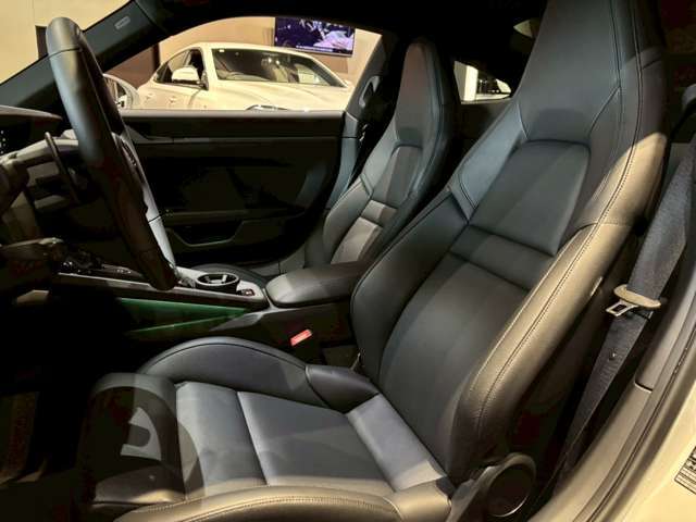 【GLIONグループ　GSQUARE】の車輌をご覧頂き、誠にありがとうございます。お客様にピッタリなお車を弊社スタッフがご案内させて頂きます。