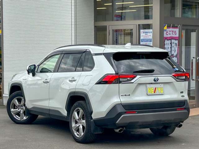 関東・関西方面より直入庫多数！北陸地方にて使用している車両に比べ、「下回りの錆」「走行距離」は段違い！高品質に自信あり♪