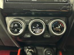 ◆商談ルームには「キッズスペース」を完備しています。DVD、ブロック、絵本、おままごとセット。お子様連れでも、ゆっくりとお車をお選びいただけます！