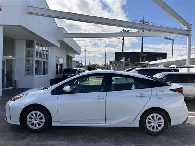 自動車保険も取り扱っております。無料の証券診断も行っておりますので、お気軽にスタッフまでご相談下さい！