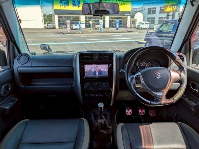 お車の下取り・買取にも力を入れております。大事にされてきたお客様の愛車を丁寧に査定させて頂きます。