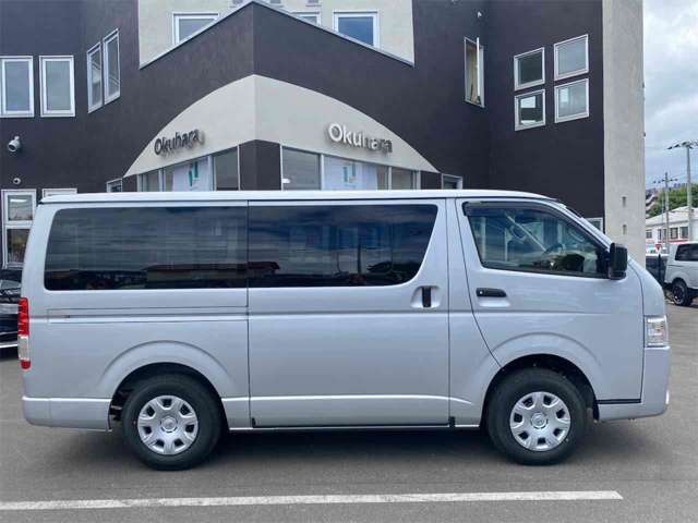 新品タイヤ＆ホイール！当店では、国産全メーカー新車販売も行っています！追加パーツも含めて取付販売、ご一緒にローンも可能です！お問合せ【0155-67-5965】お気軽にどうぞ！！