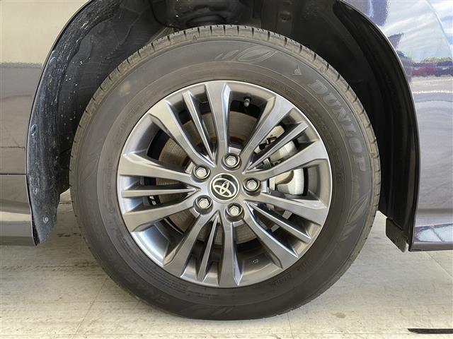 【タイヤ・ホイール】『タイヤ/ホイール周辺』の画像になります。写真の内容に関してご不明点、ご質問等がございましたらお気軽にガリバー店舗までお問い合わせください。