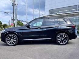 安心と信頼の納車前点検をShizuokaBMWでは全車で実施致しております。納車前100項目点検または、法定12ヶ月点検を全車で実施しております。点検・整備費用はもちろん、車両本体価格に含まれております。