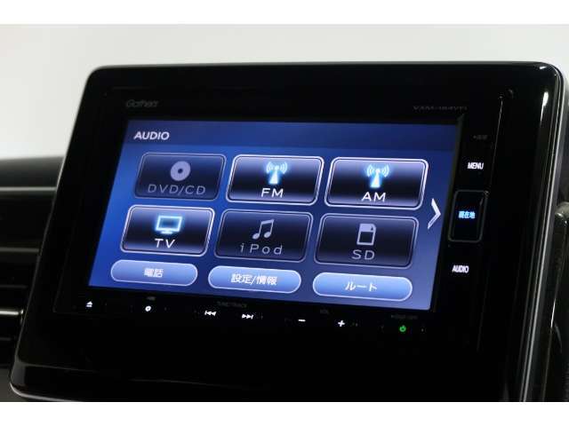 ナビゲーションももちろん装備☆多彩な機能で快適ドライブをアシスト☆オーディオ機能も充実していますね☆