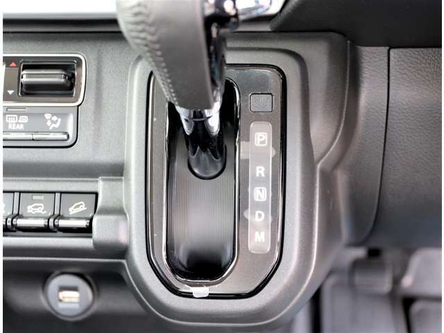 低速から中速域ではショックの少ないスムーズな加速を実現！