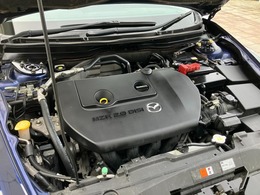 アイドリングも安定しており良好なエンジンです♪走行時の異音もありませんよ♪タイミングチェーン式のエンジンですので交換不要です♪