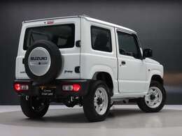 2025年3月初度登録。ジムニーXG入荷です。当社下取りの「ワンオーナーカー」で、走行距離も少なくおススメです♪