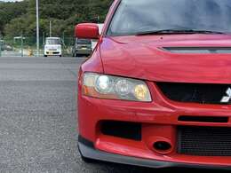 【指定工場内で運営するスポーツカー専門店です】現車確認のご来場には事前ご予約をお願いしております。0120-974-295 スムーズなご案内のためご理解ご協力をお願いいたします。