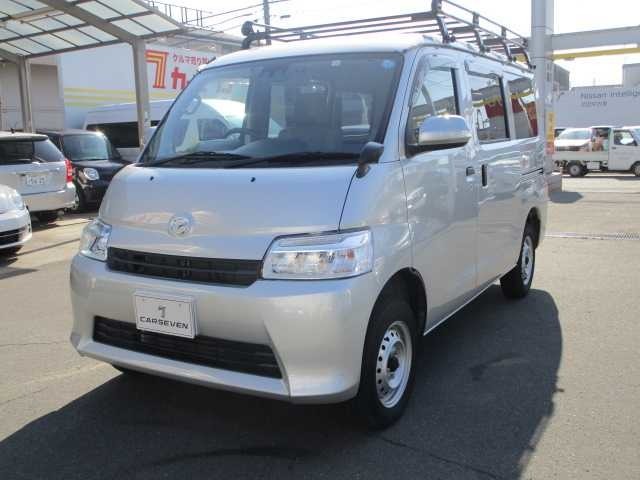 《《最新入庫車両》》　ユーザー直接仕入れ！厳選良質車が入庫いたしました！　お早目にお問合せ下さい！　《フリーダイヤル》0120-700-702　≪カーセブンは安心宣言！！≫