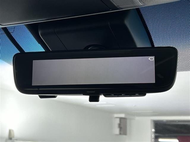 【バックミラー】大きくて見やすいので、後方を見るときも安心です！