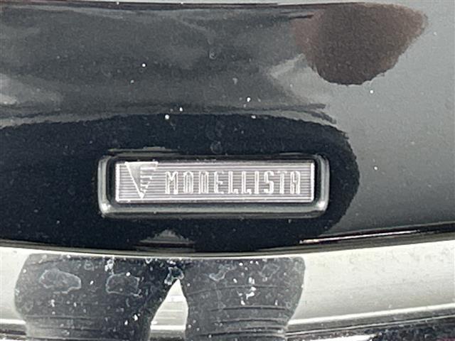 【ETC】有料道路を利用する際に料金所で停止することなく通過できる、ETC車載器（ノンストップ自動料金収受システム機器）が装備されています。セットアップを行うことで利用可能になります。