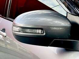 ウインカーミラーなので対向車からの視認性も良いです。事故抑制に繋がります！